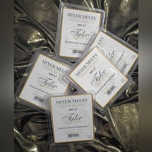 Tyler Candle Company "Diva" Scented Wax Melts